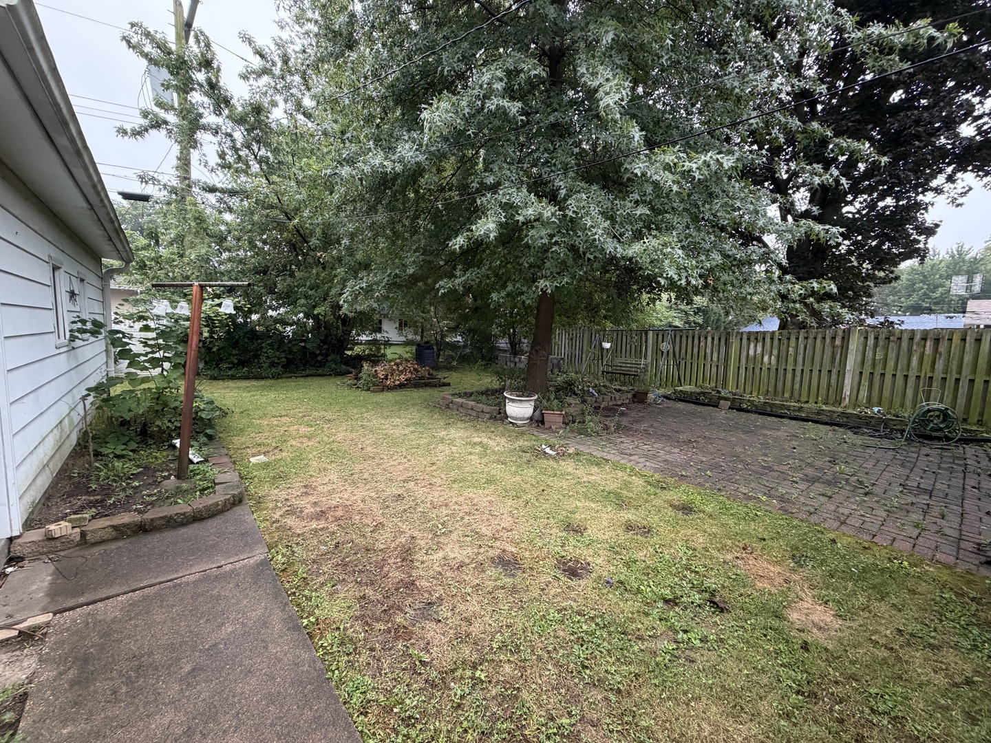 908 37th Avenue Property Photo 4