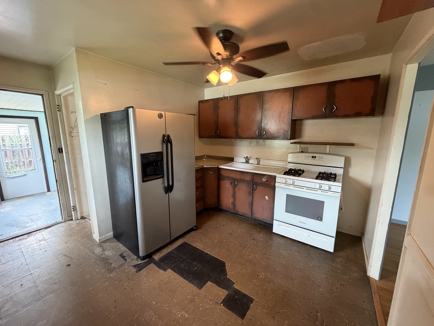 908 37th Avenue Property Photo 13