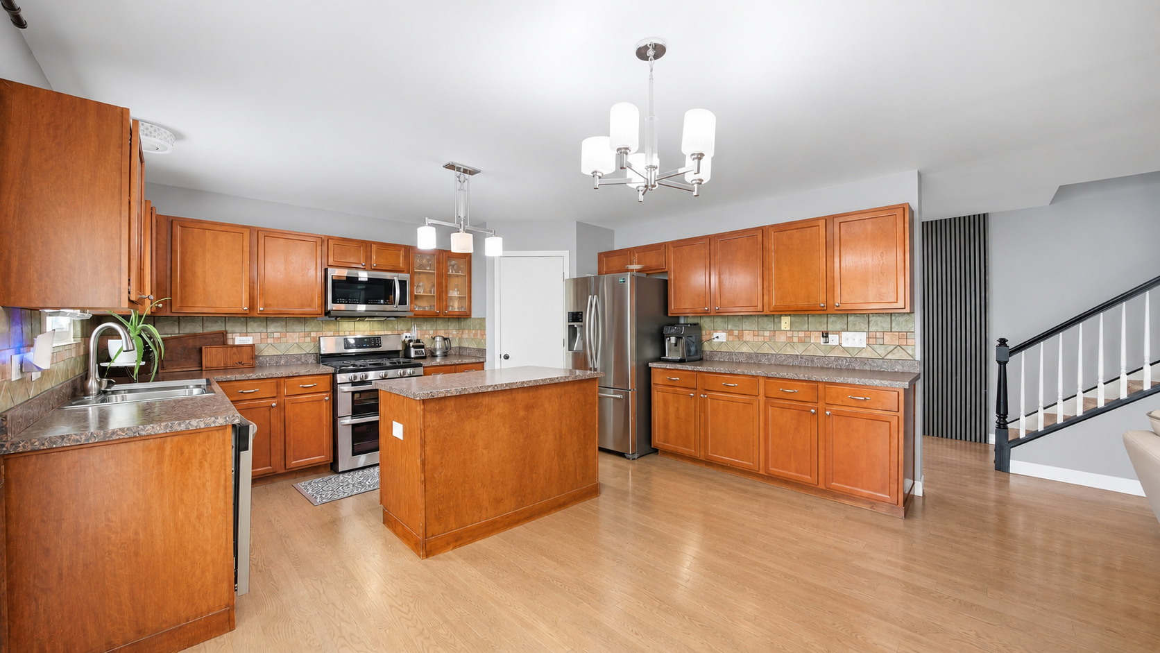 6142 Autumn Ridge Drive Property Photo 8