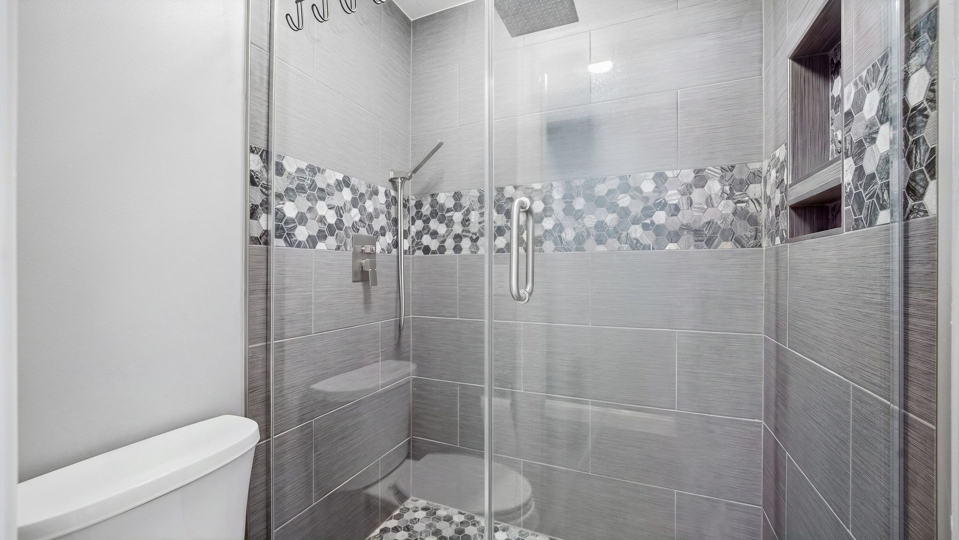 6142 Autumn Ridge Drive Property Photo 18