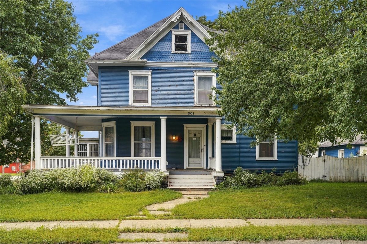 801 2nd Avenue Property Photo 1
