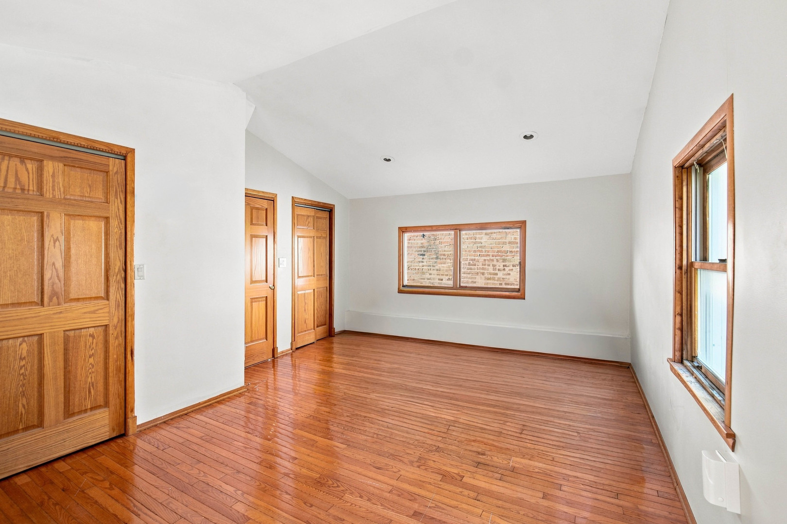 4104 N Richmond Street Property Photo 10