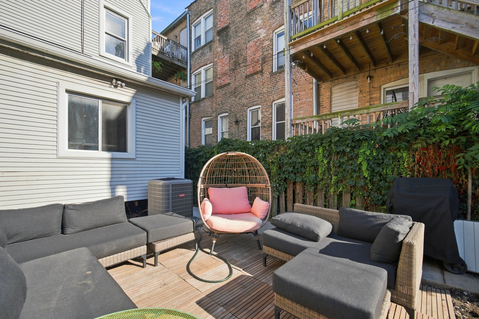 4104 N Richmond Street Property Photo 29