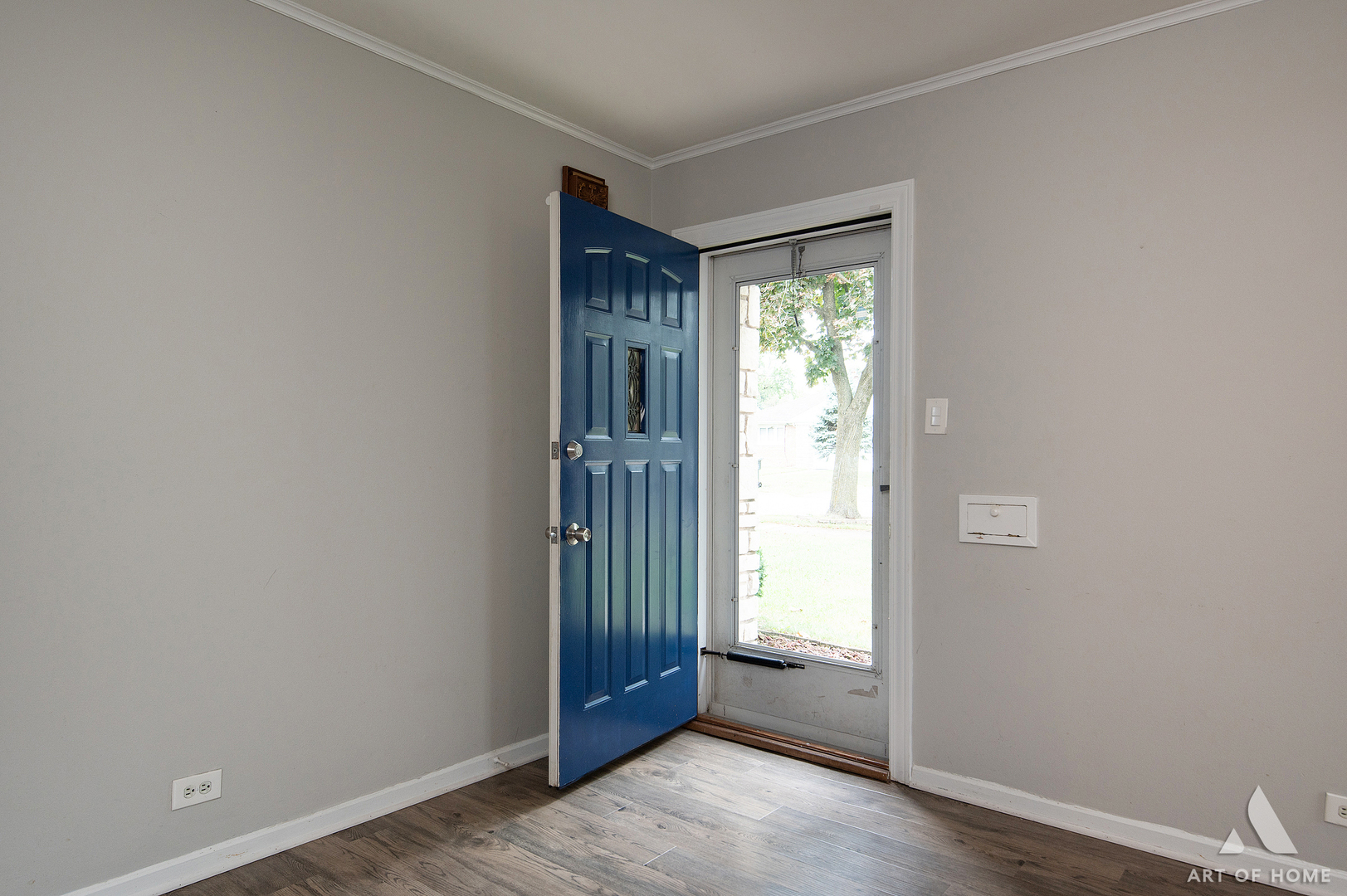17633 Hillside Avenue Property Photo 14