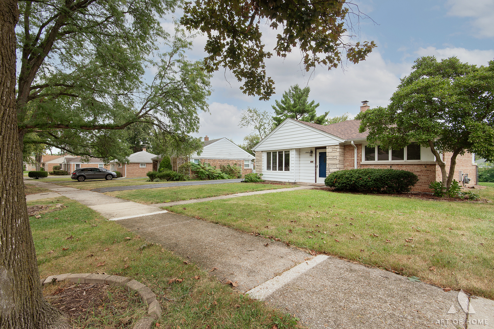 17633 Hillside Avenue Property Photo 33