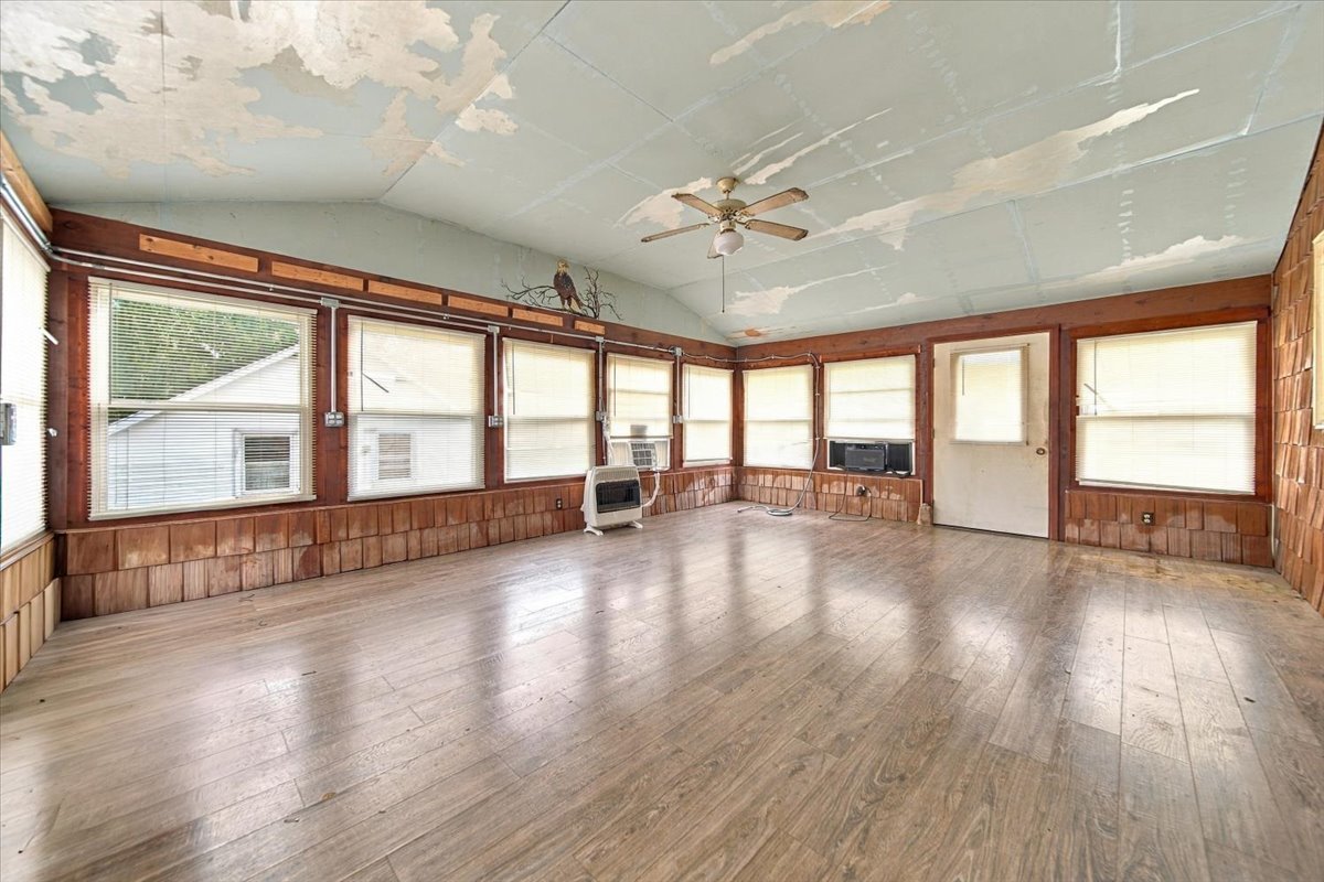 510 13th Avenue Property Photo 10