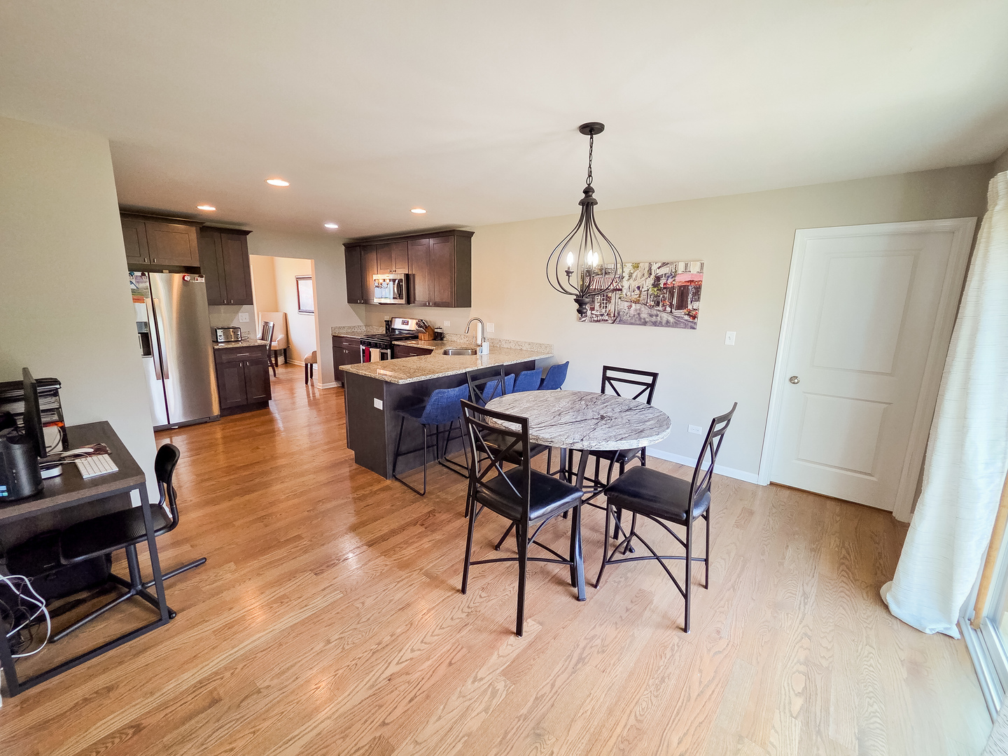 465 E Bethel Drive Property Photo 10