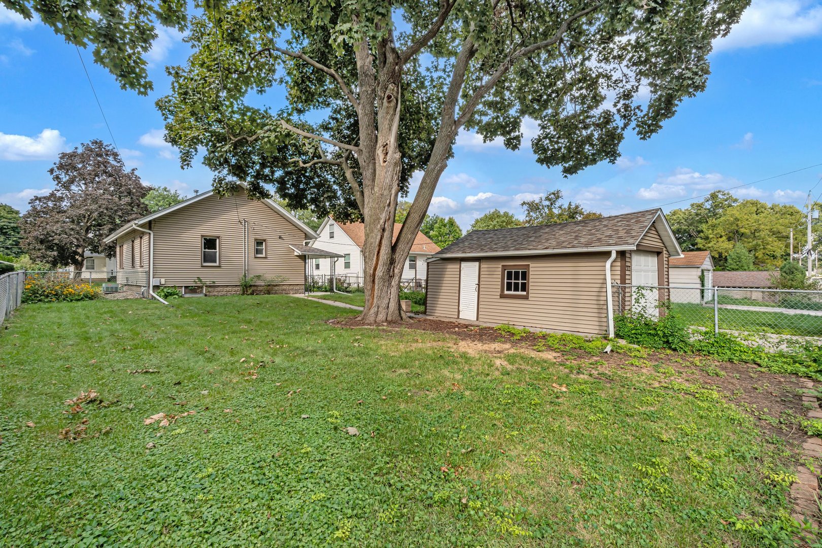 2817 Bellevue Avenue Property Photo 35