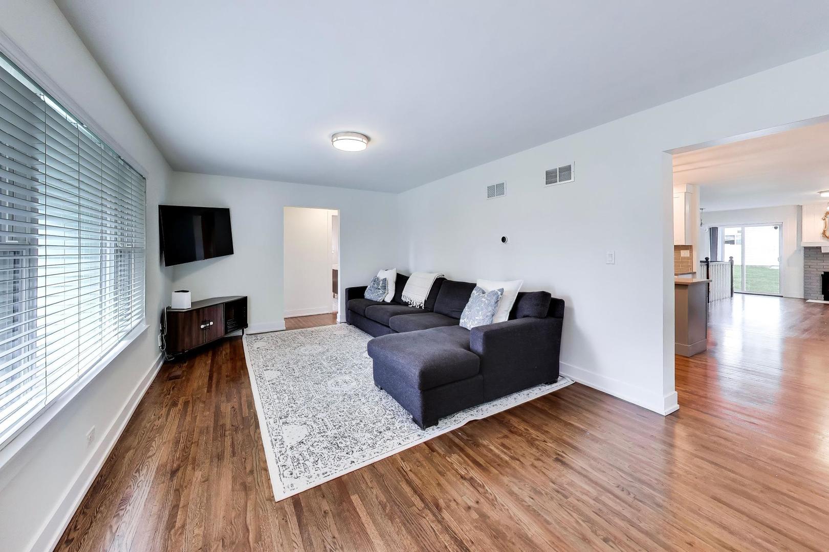 304 W Graham Avenue Property Photo 4