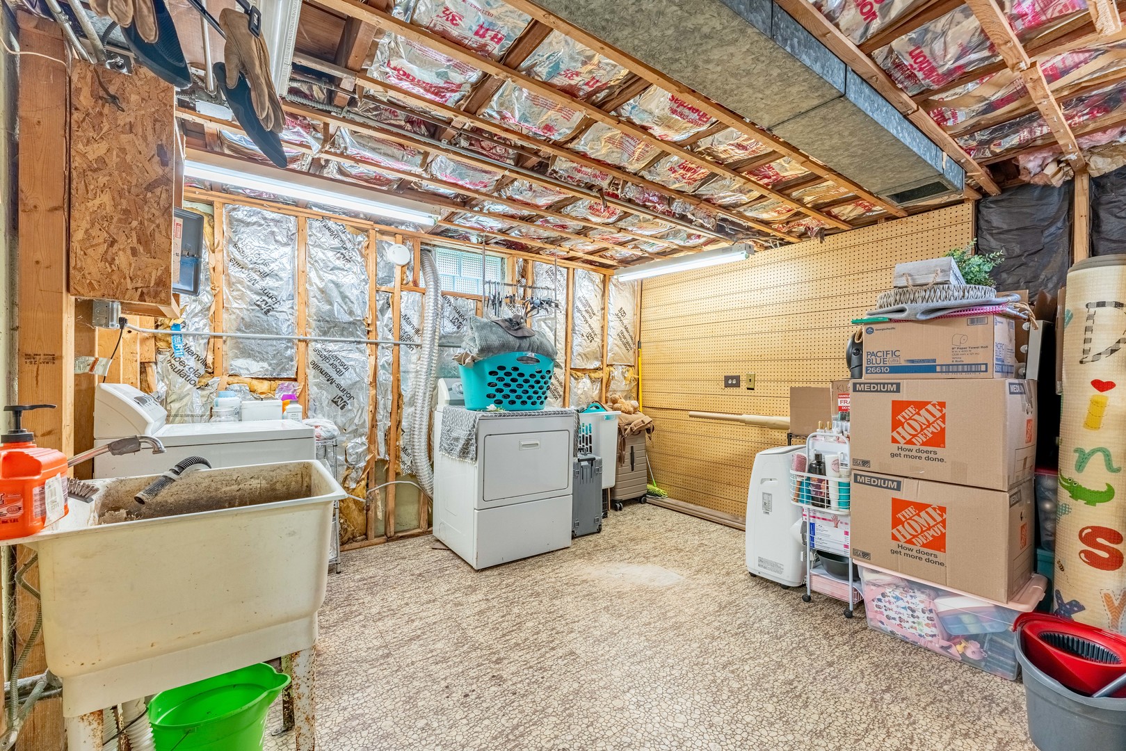 744 Manchester Avenue Property Photo 18