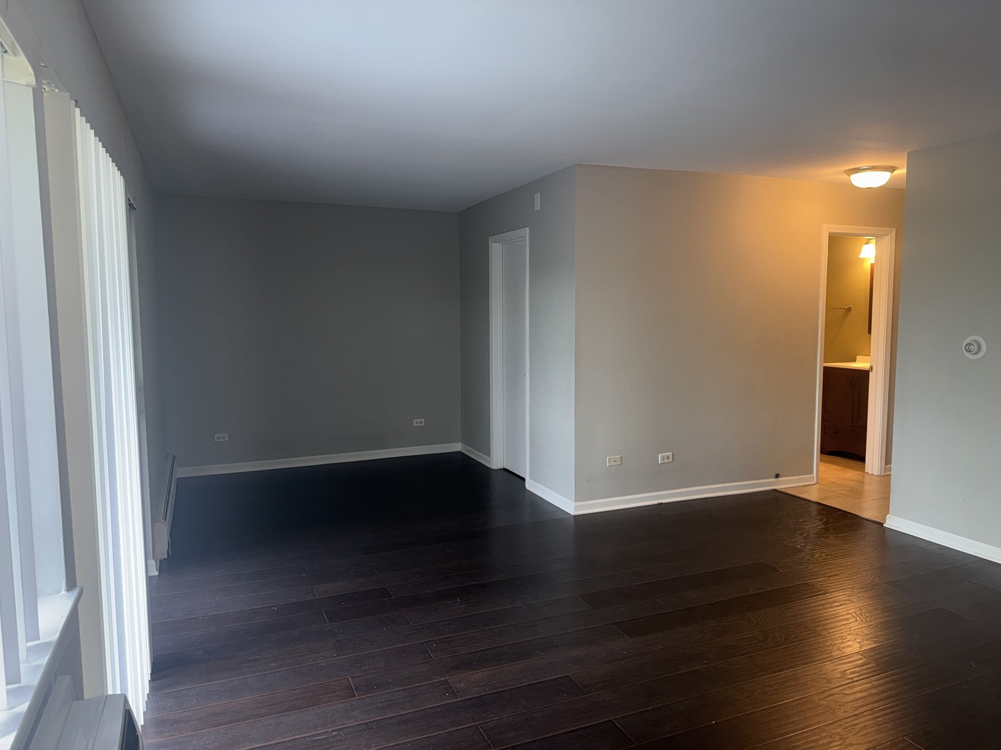 1810 Hemlock Place 208 Property Photo 3