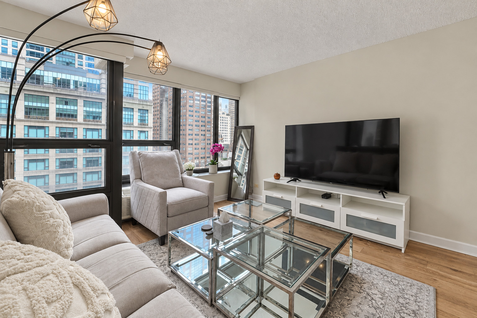 30 E Huron Street 1109 Property Photo 3