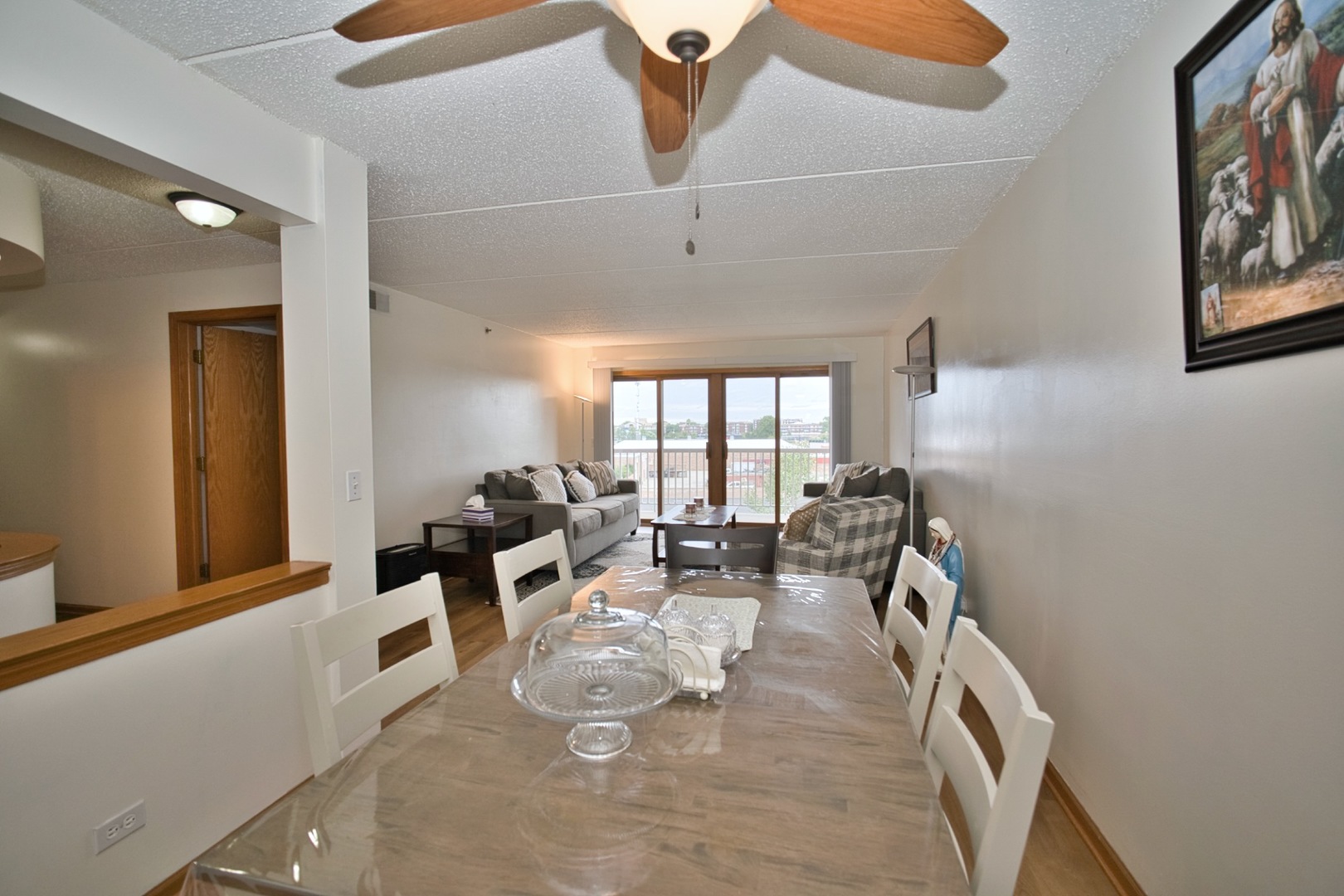 7450 N Waukegan Road 404 Property Photo 21