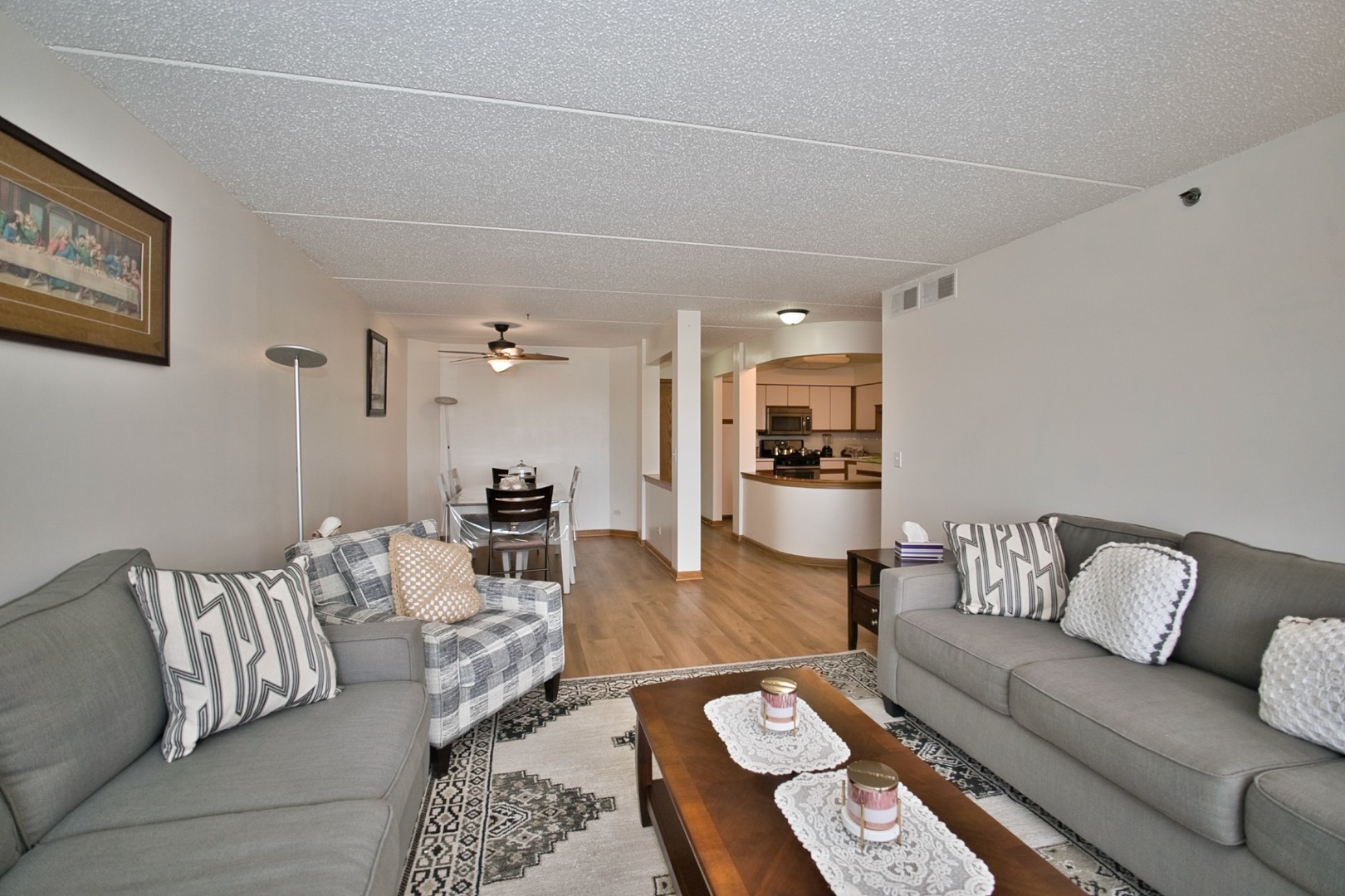 7450 N Waukegan Road 404 Property Photo 26