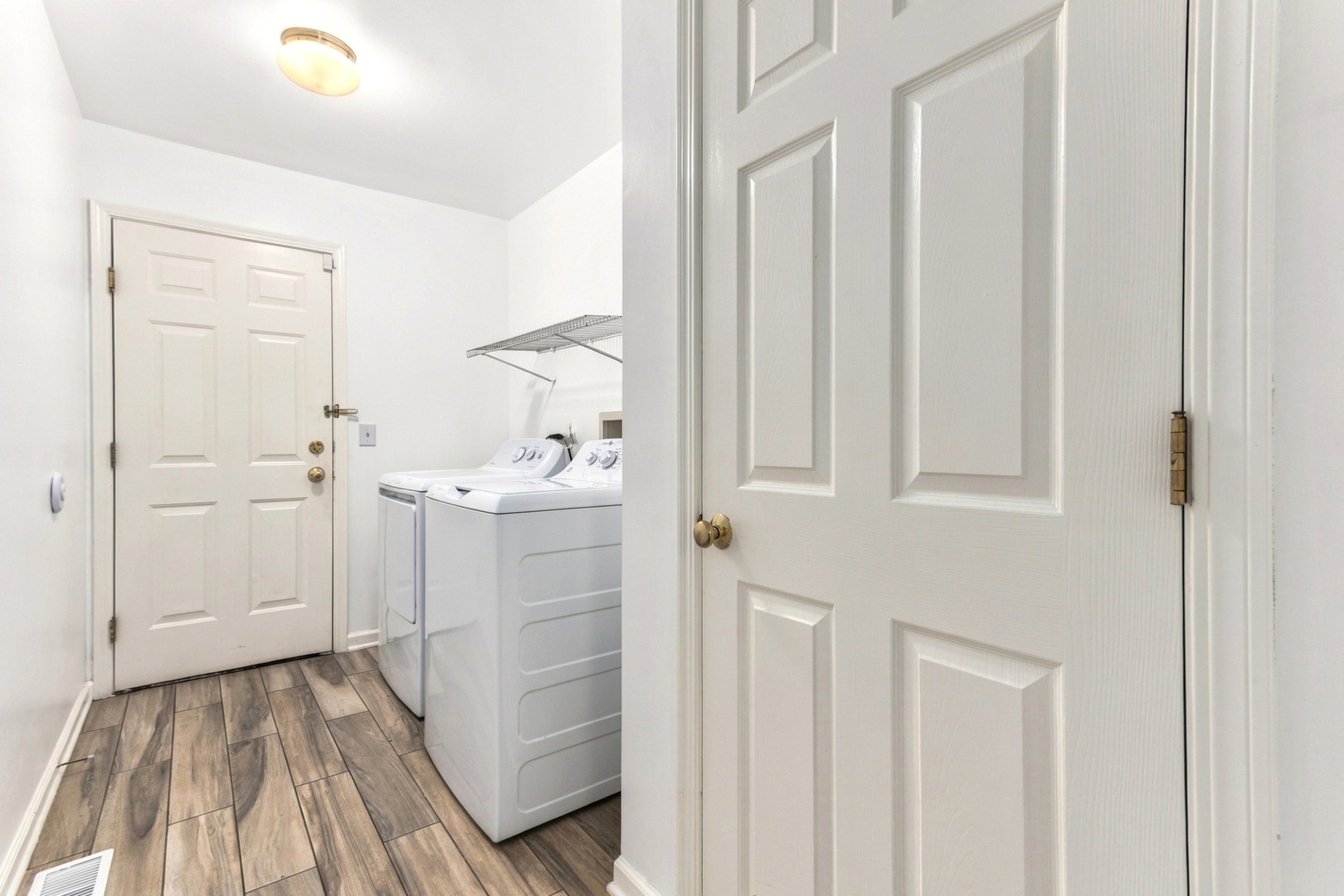 199 Willowwood Drive Property Photo 13
