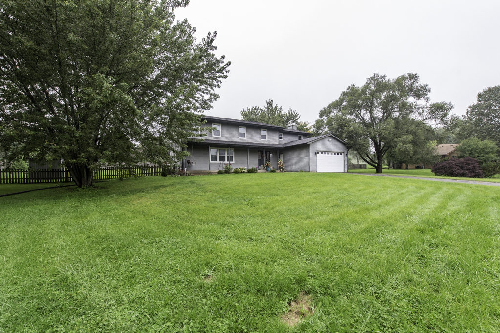 542 Meadow Court Property Photo 3