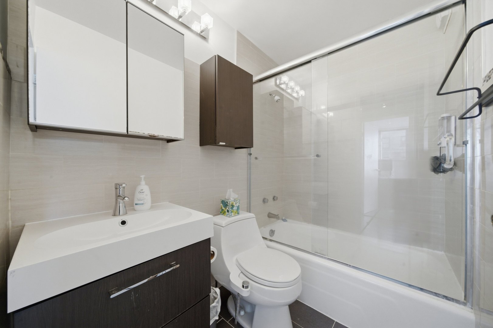 3550 N Lake Shore Drive 1202 Property Photo 15