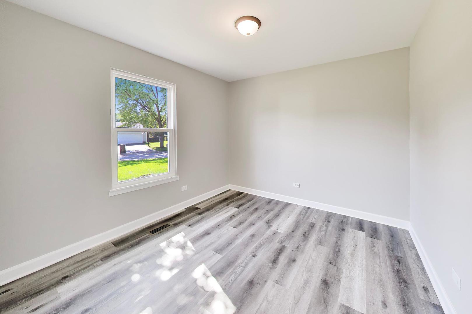 738 Dartmouth Drive Property Photo 15