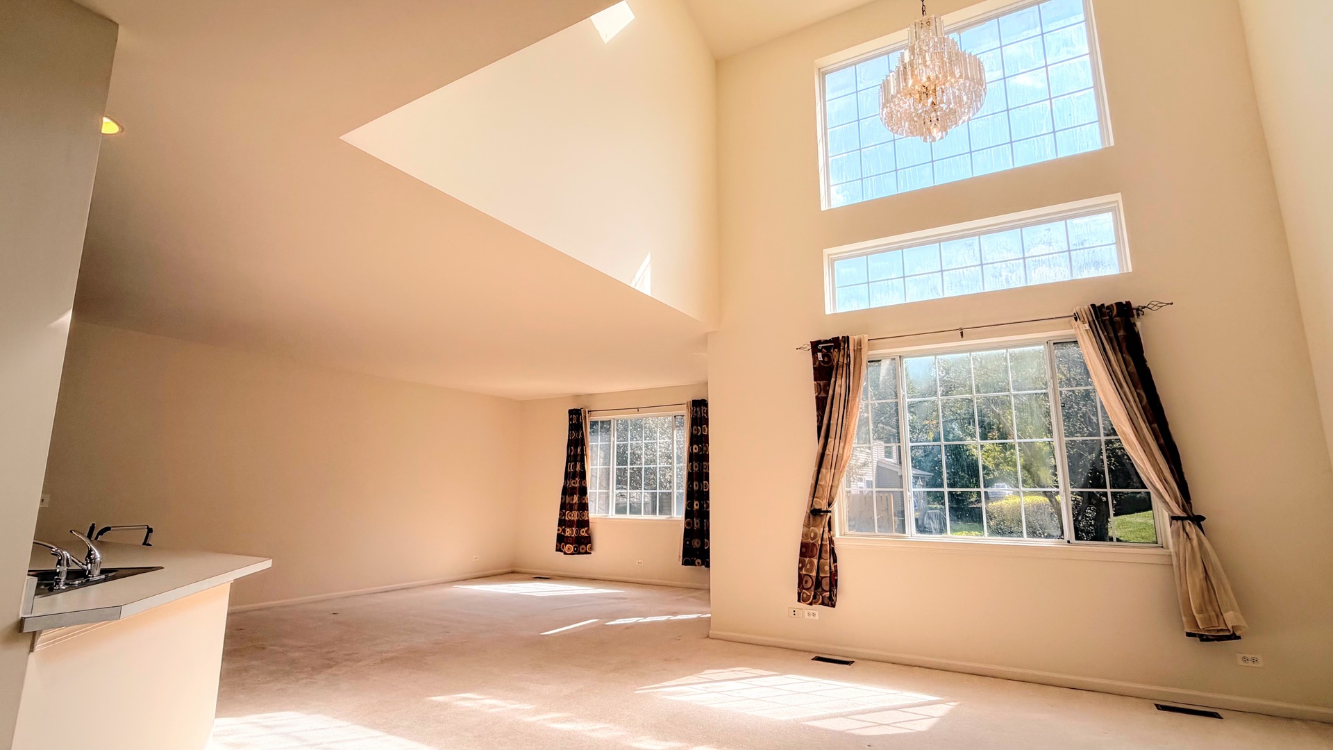 7 Blue Stem Court Property Photo 3