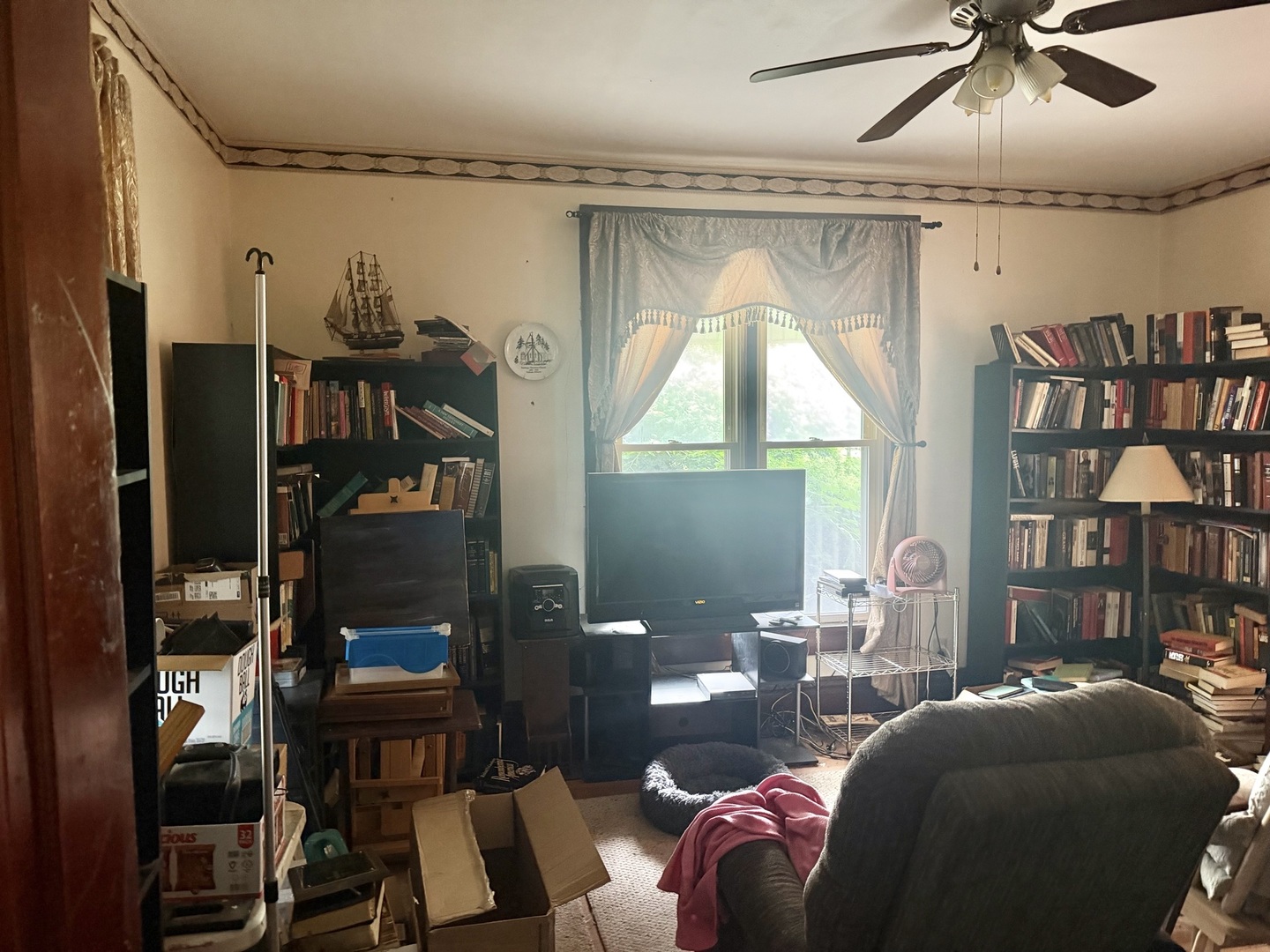 203 W Locust Street Property Photo 7
