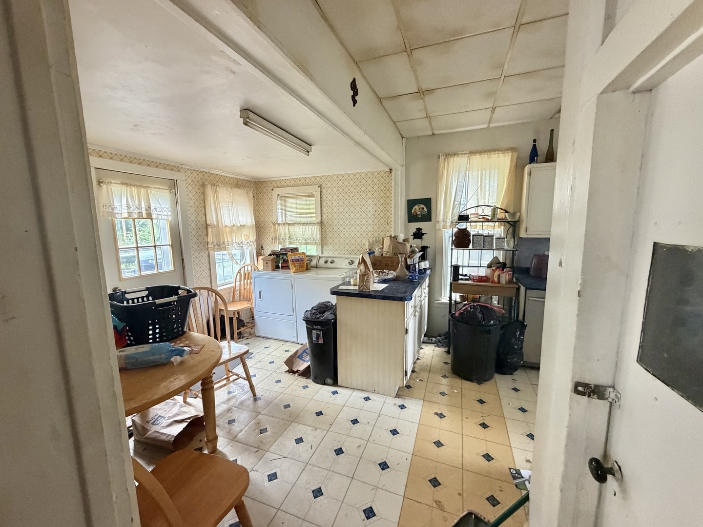203 W Locust Street Property Photo 10