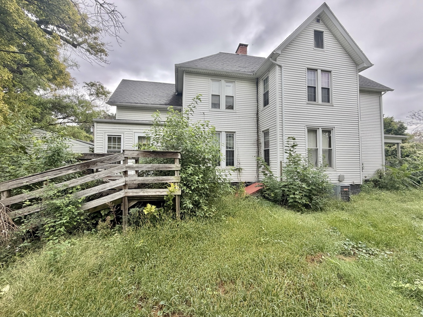 203 W Locust Street Property Photo 35