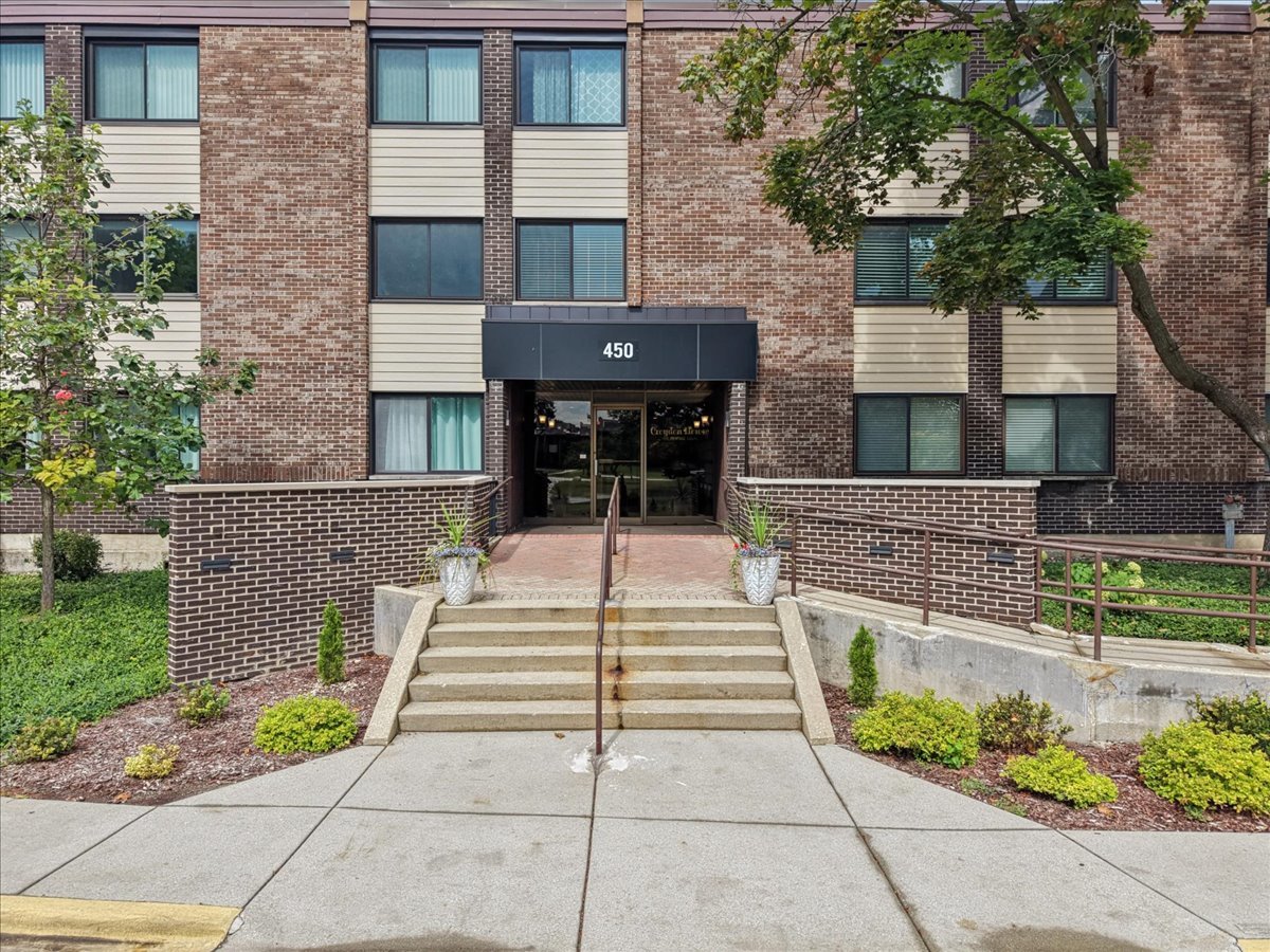 450 Raintree Court 2k Property Photo 2