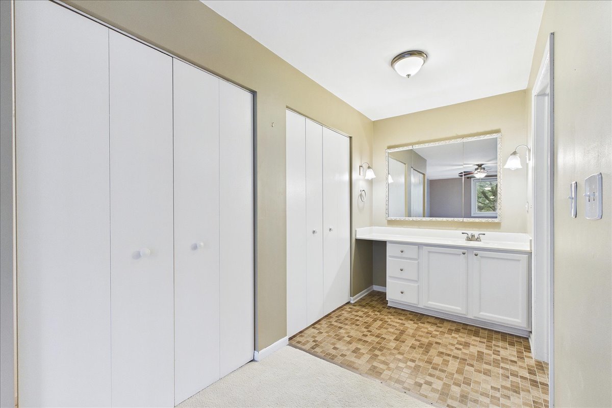 450 Raintree Court 2k Property Photo 11