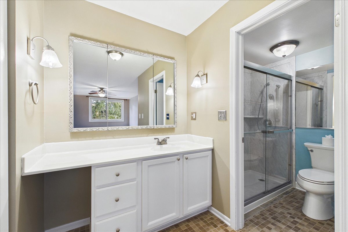 450 Raintree Court 2k Property Photo 12