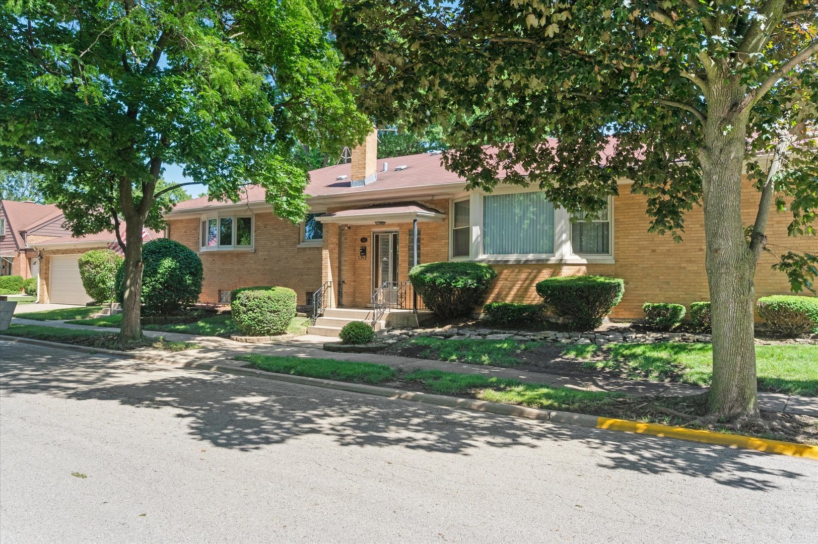 418 East End Avenue Property Photo 1