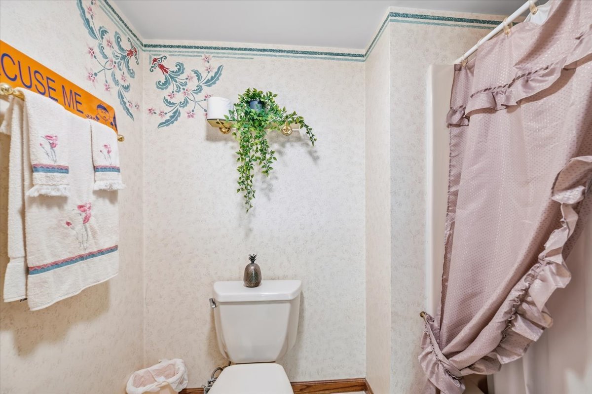 100 Red Top Drive 303 Property Photo 20