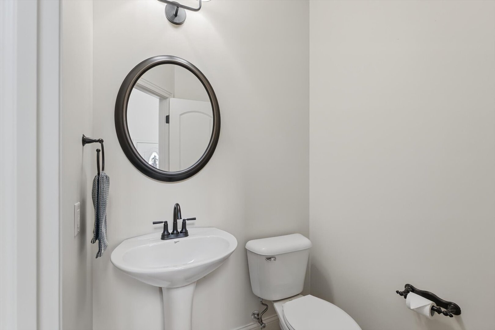 30 Long Grove Drive Property Photo 24