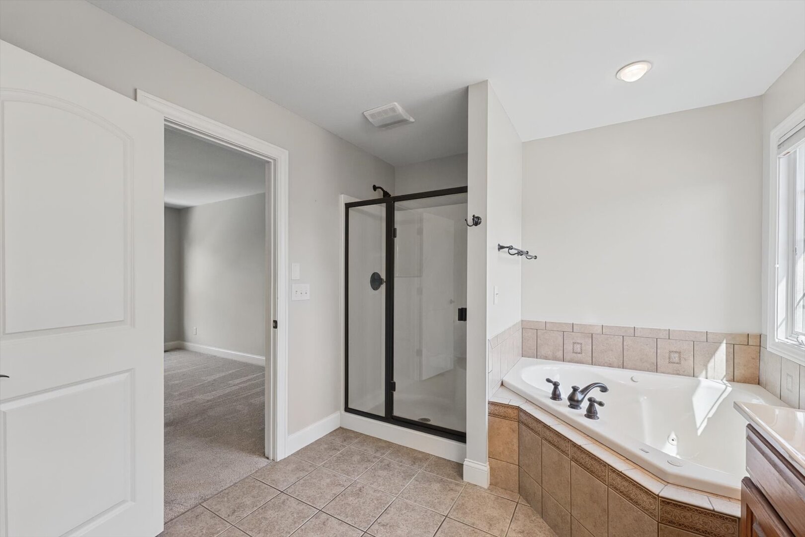 30 Long Grove Drive Property Photo 31