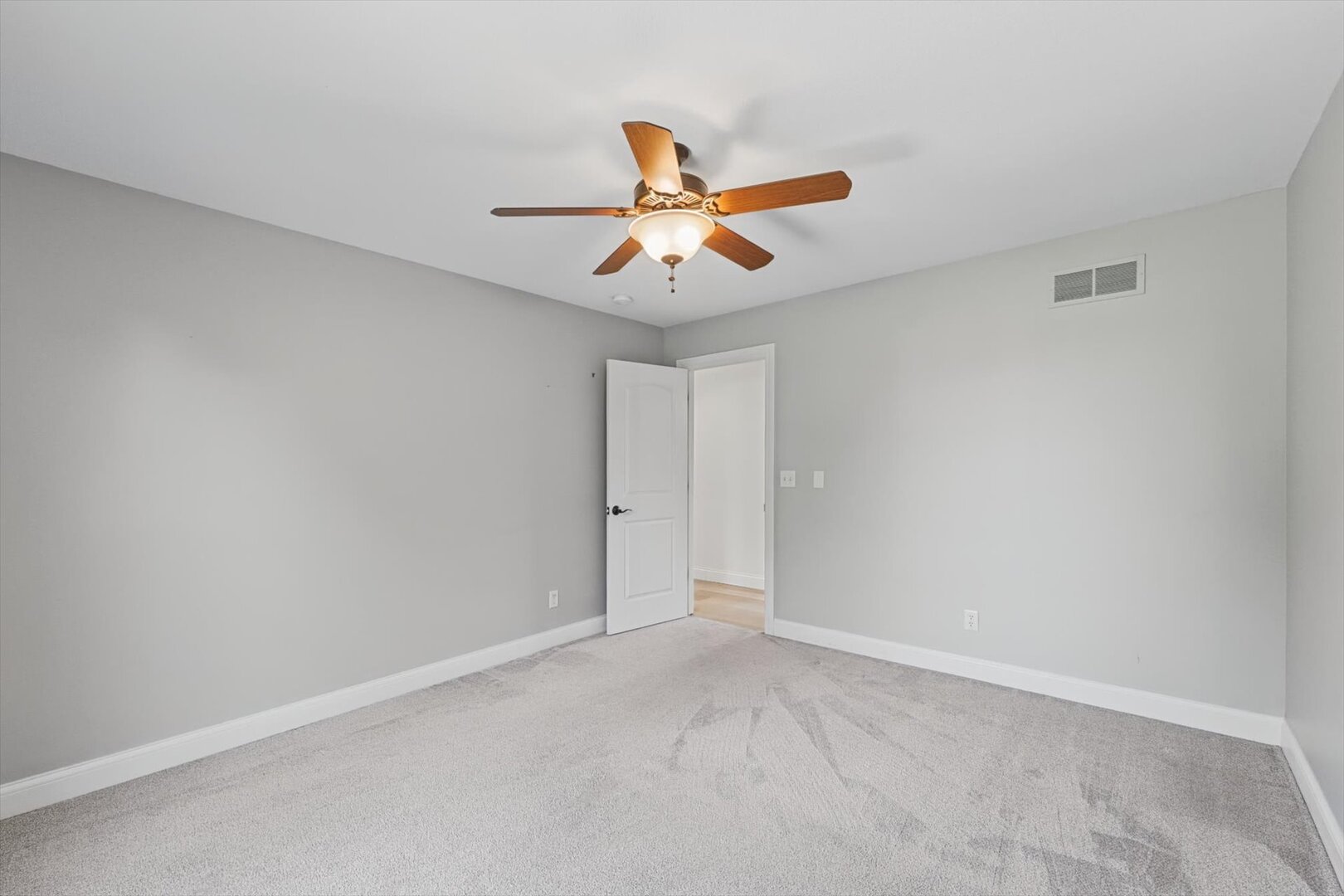 30 Long Grove Drive Property Photo 34