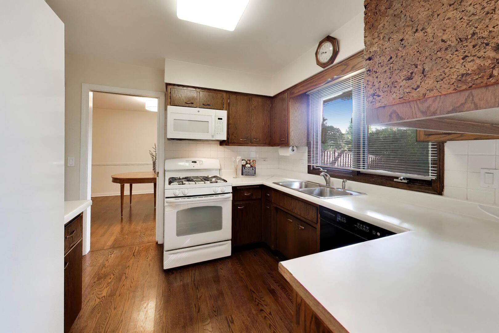 1535 N Haddow Avenue Property Photo 11