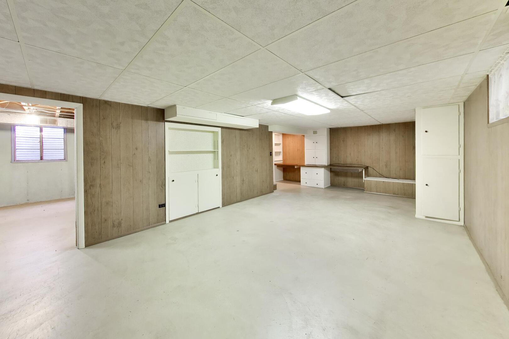 1535 N Haddow Avenue Property Photo 38