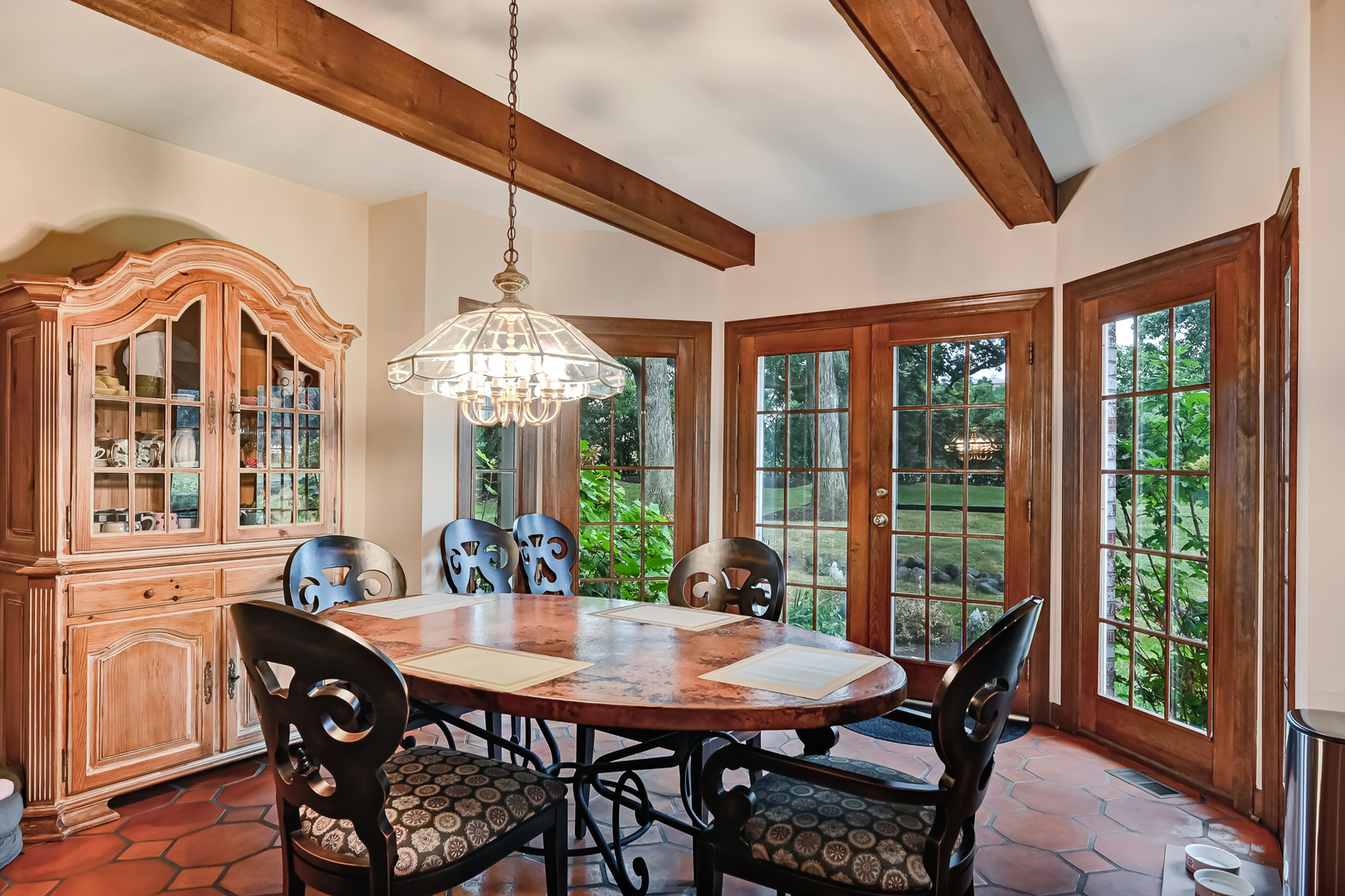 1711 Midwest Club Parkway Property Photo 10
