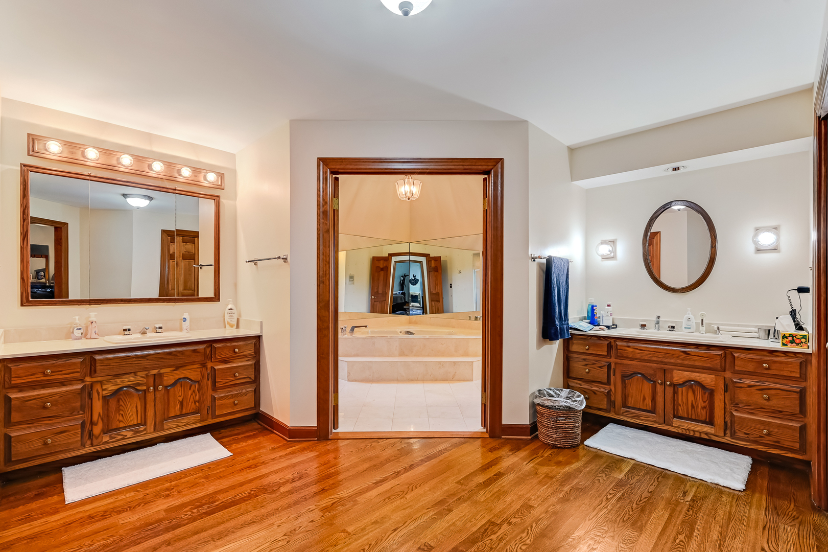 1711 Midwest Club Parkway Property Photo 15