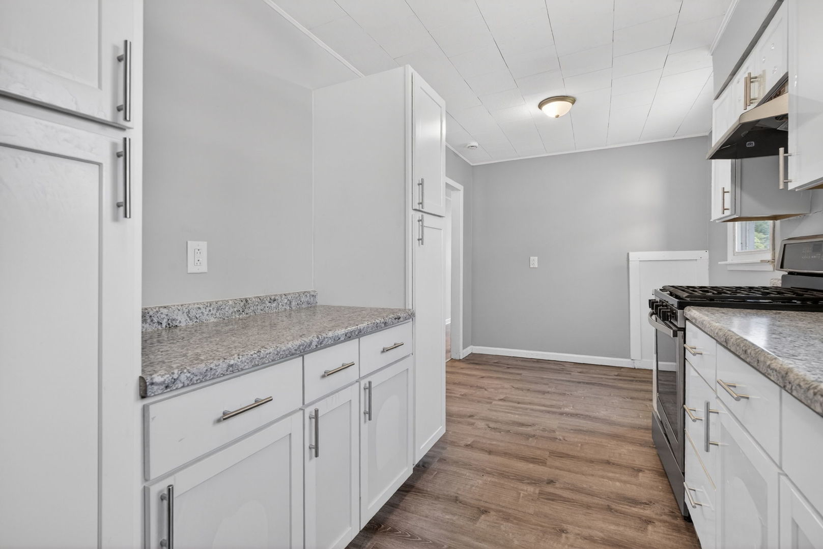 1607 S Joliet Street Property Photo 13