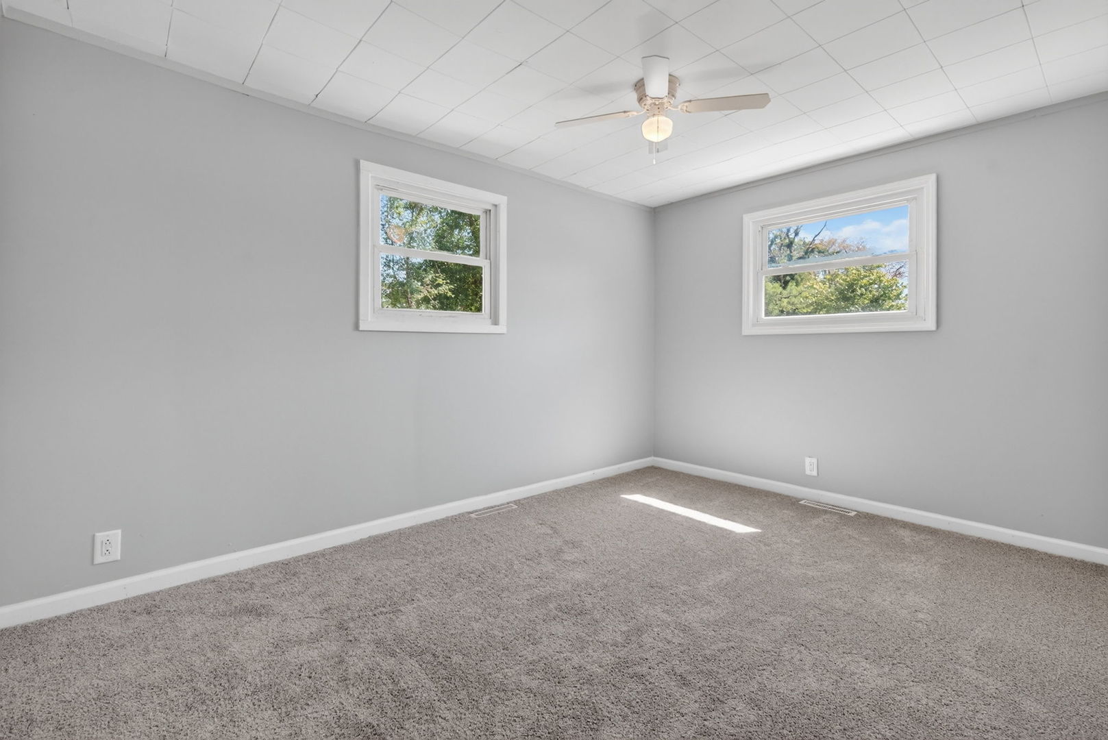 1607 S Joliet Street Property Photo 14