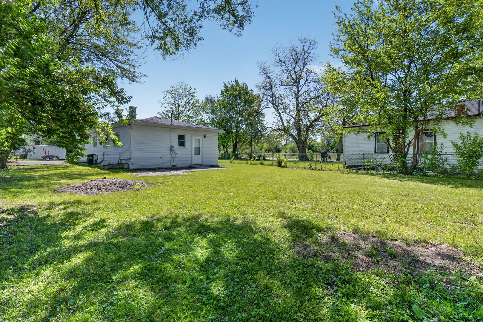 1607 S Joliet Street Property Photo 25