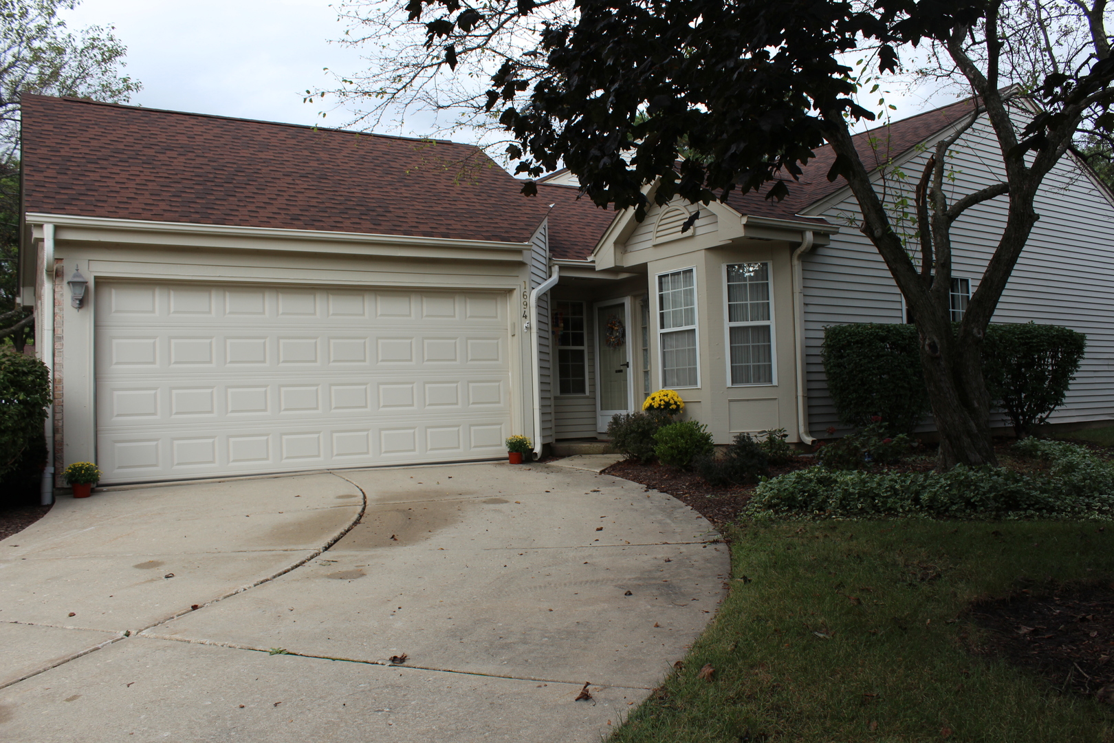 12763418 Property Photo 2