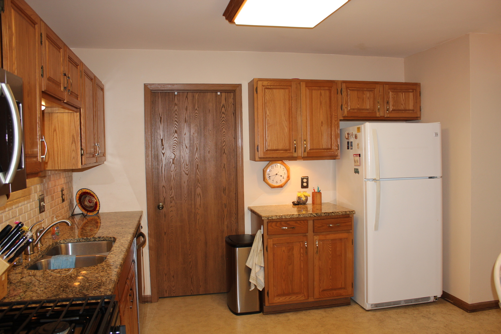 12763418 Property Photo 8