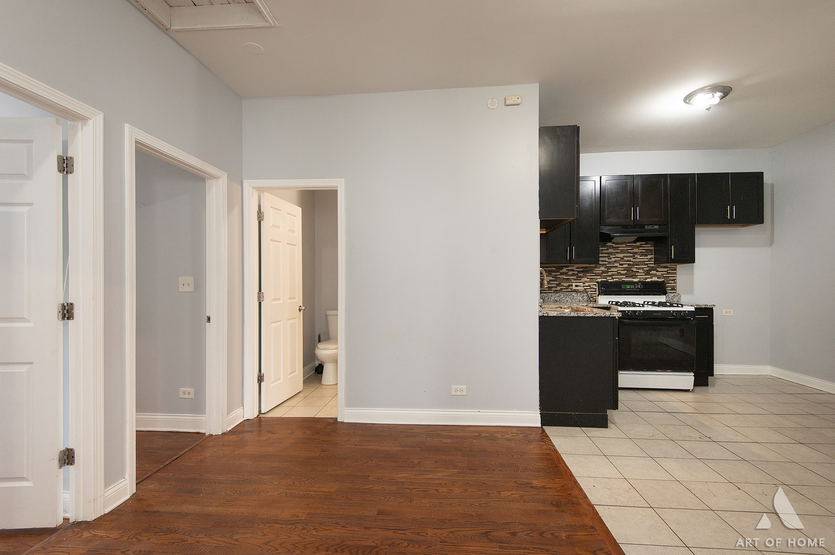 6959 S Calumet Avenue Property Photo 8