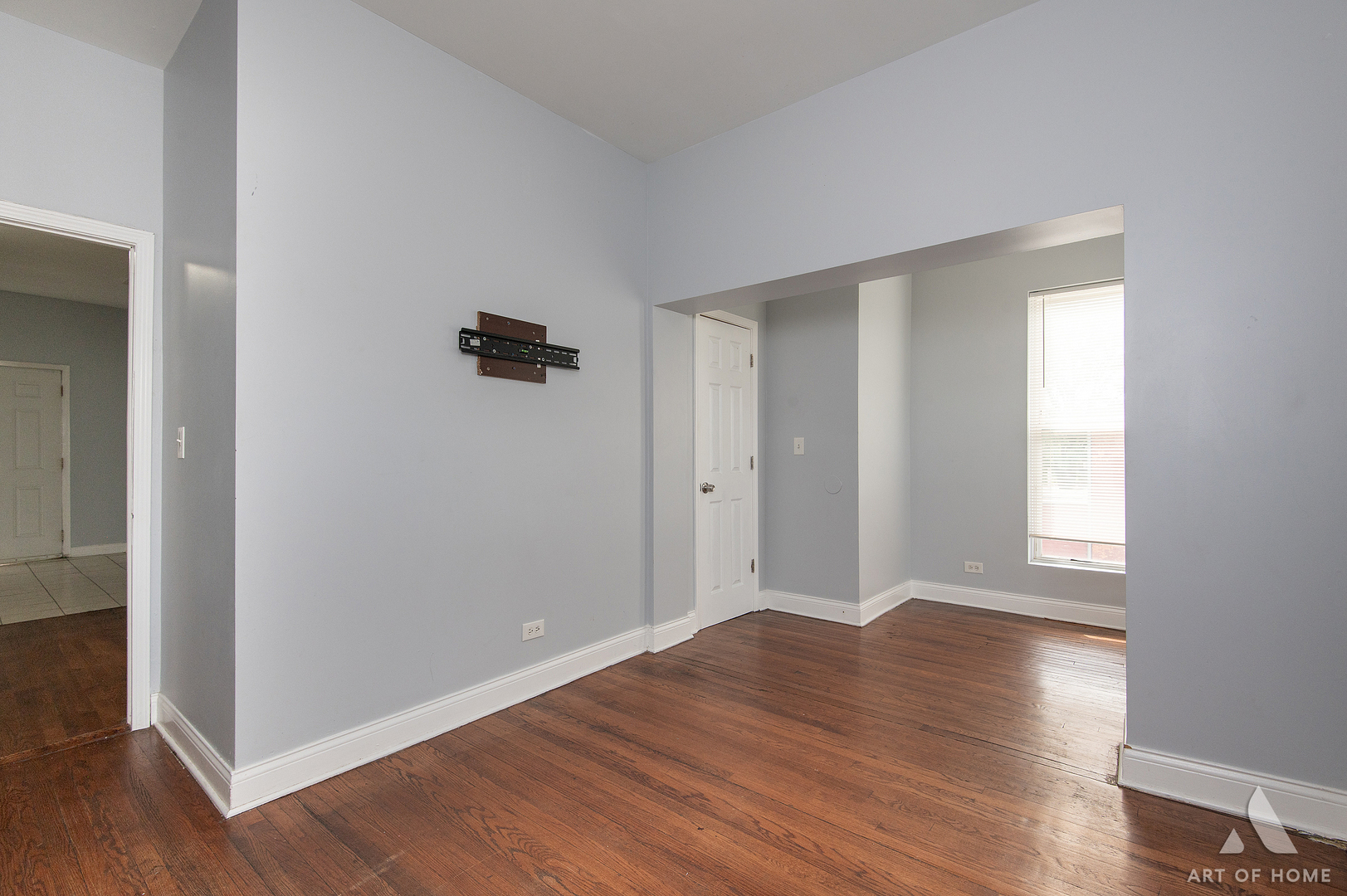 6959 S Calumet Avenue Property Photo 10