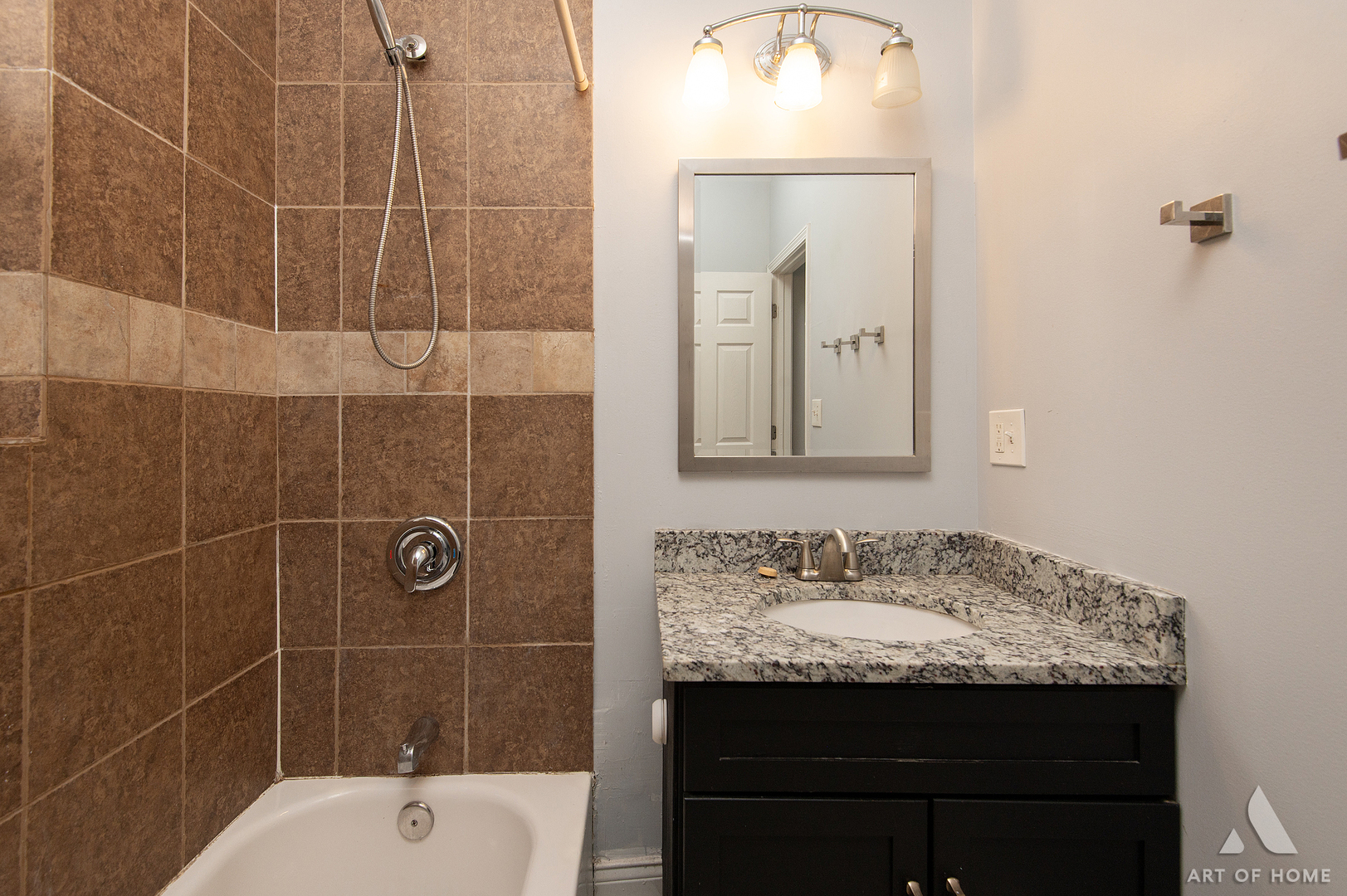 6959 S Calumet Avenue Property Photo 17