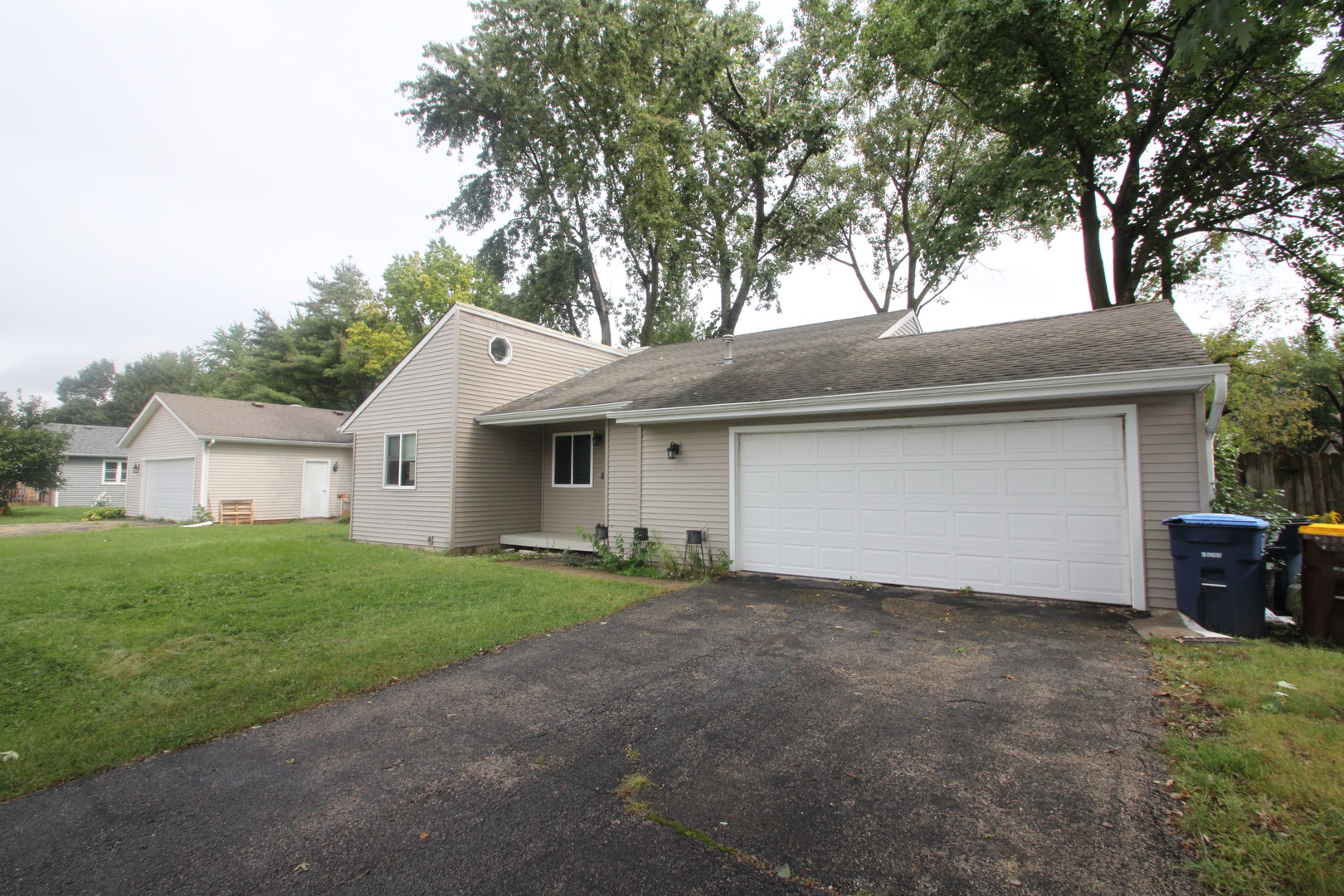 1822 14th Avenue Property Photo 3