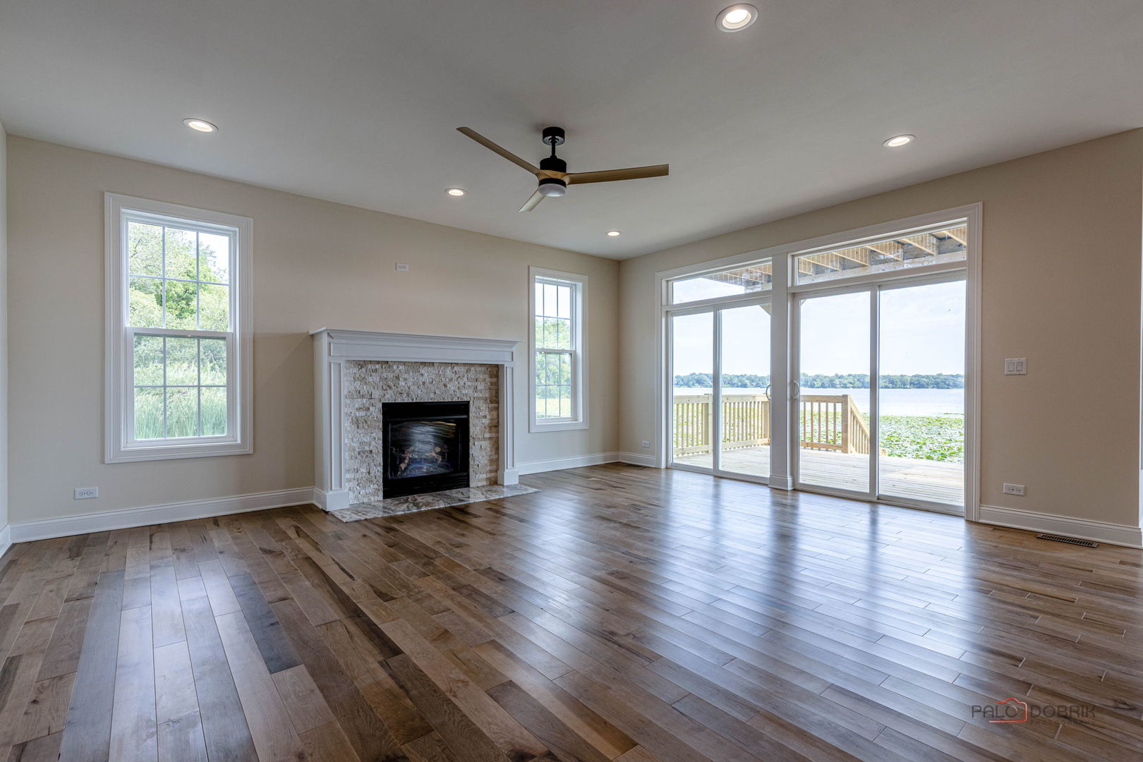 807 Lakeview Drive Property Photo 6