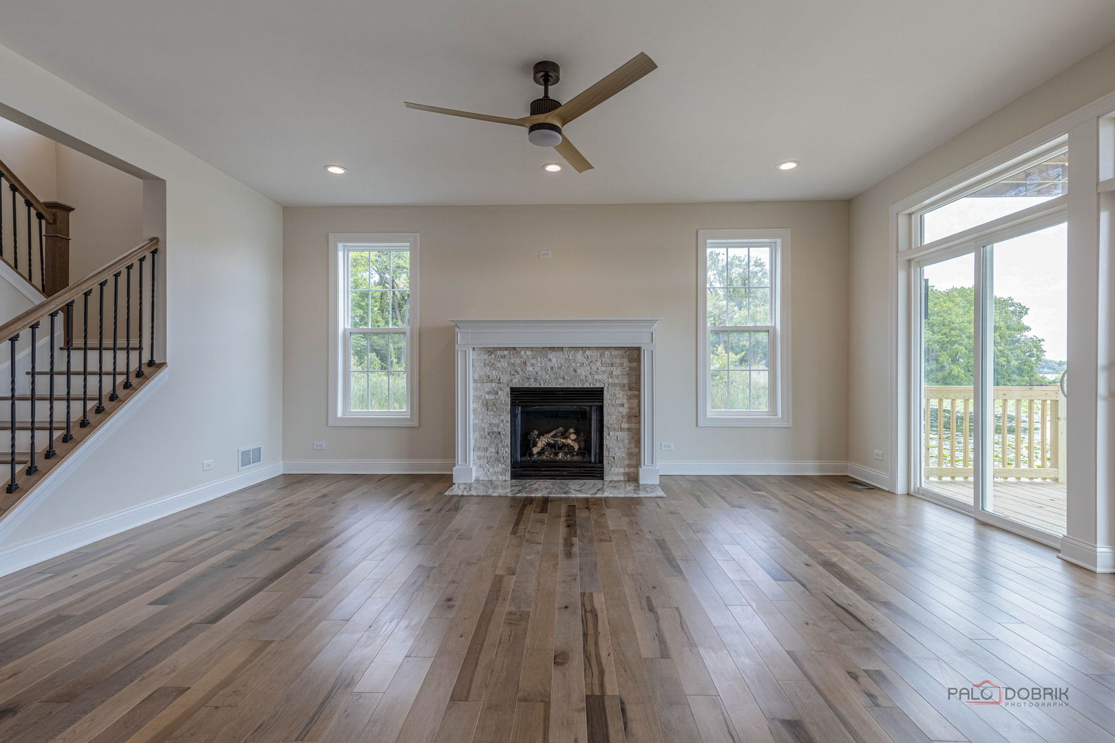 807 Lakeview Drive Property Photo 7