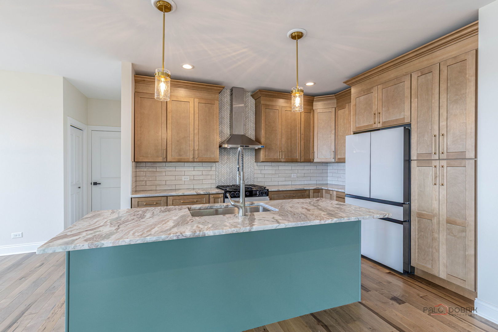 807 Lakeview Drive Property Photo 12
